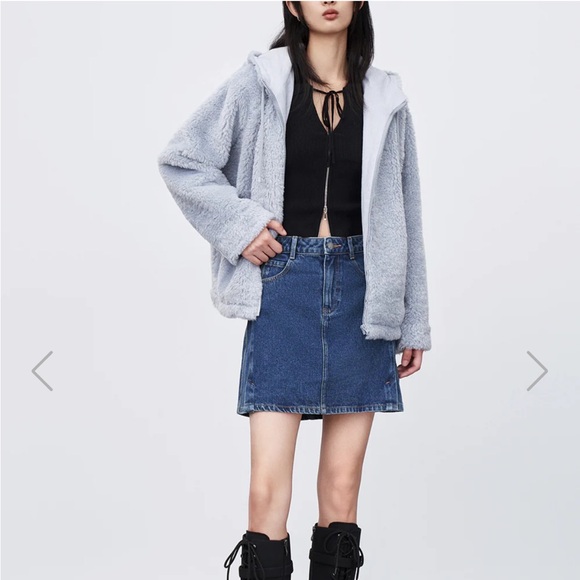 New with tag RAGLAN SLEEVE ZIPPER FRONT FURRY JACKET XS - Picture 3 of 7